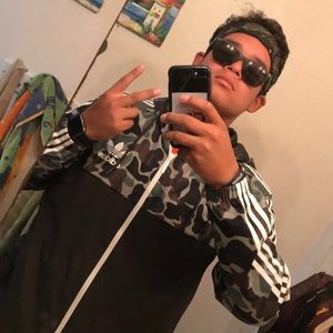 Meet your Posher, Eric